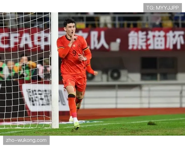 中超各队抢购青年才俊成风 杨希拜合拉木身价创近年新高 中超各队抢购青年才俊成风 杨希拜合拉木身价创近年新高